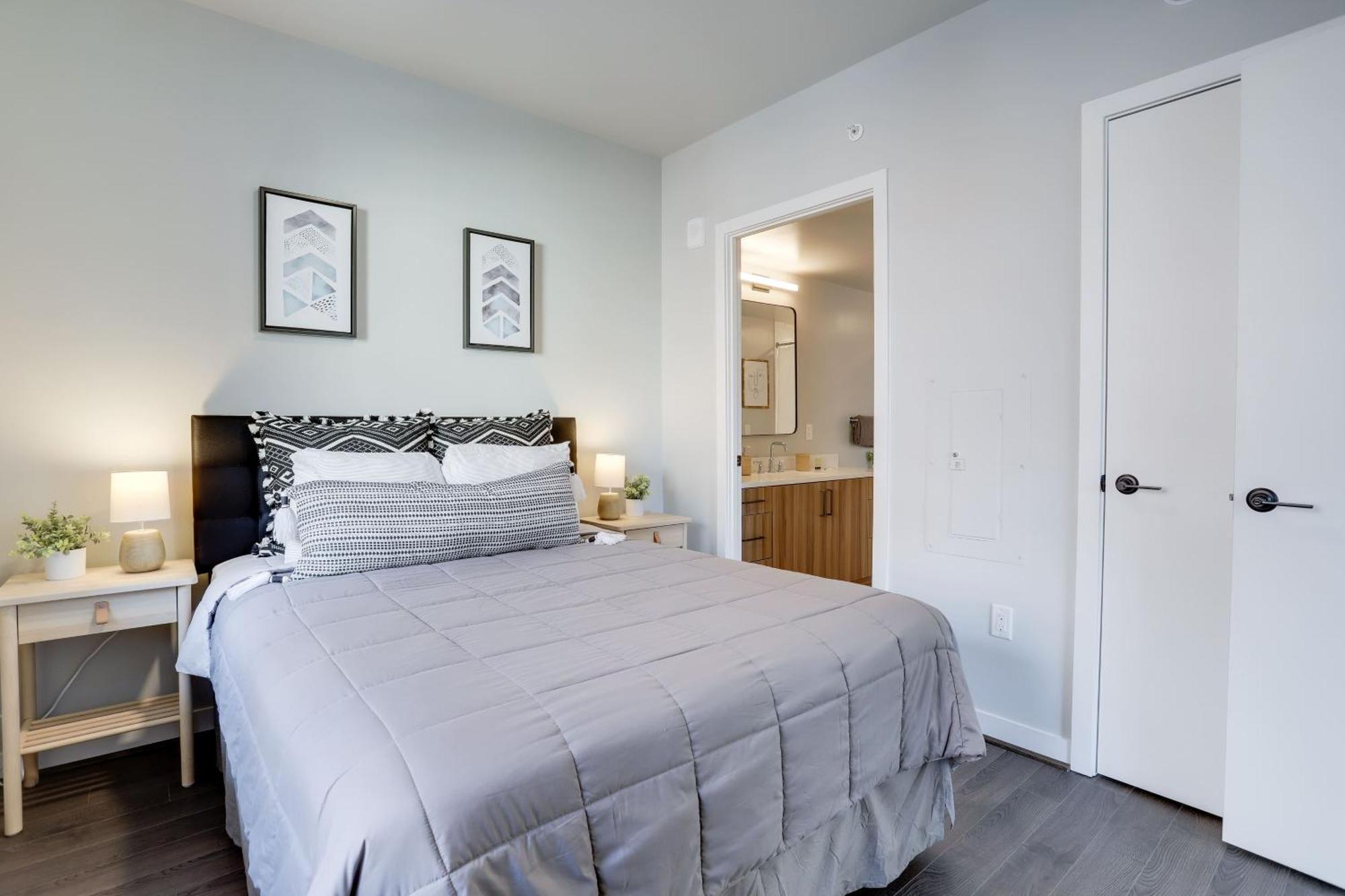 Stylish Condo At Clarendon With Rooftop Views アーリントン エクステリア 写真