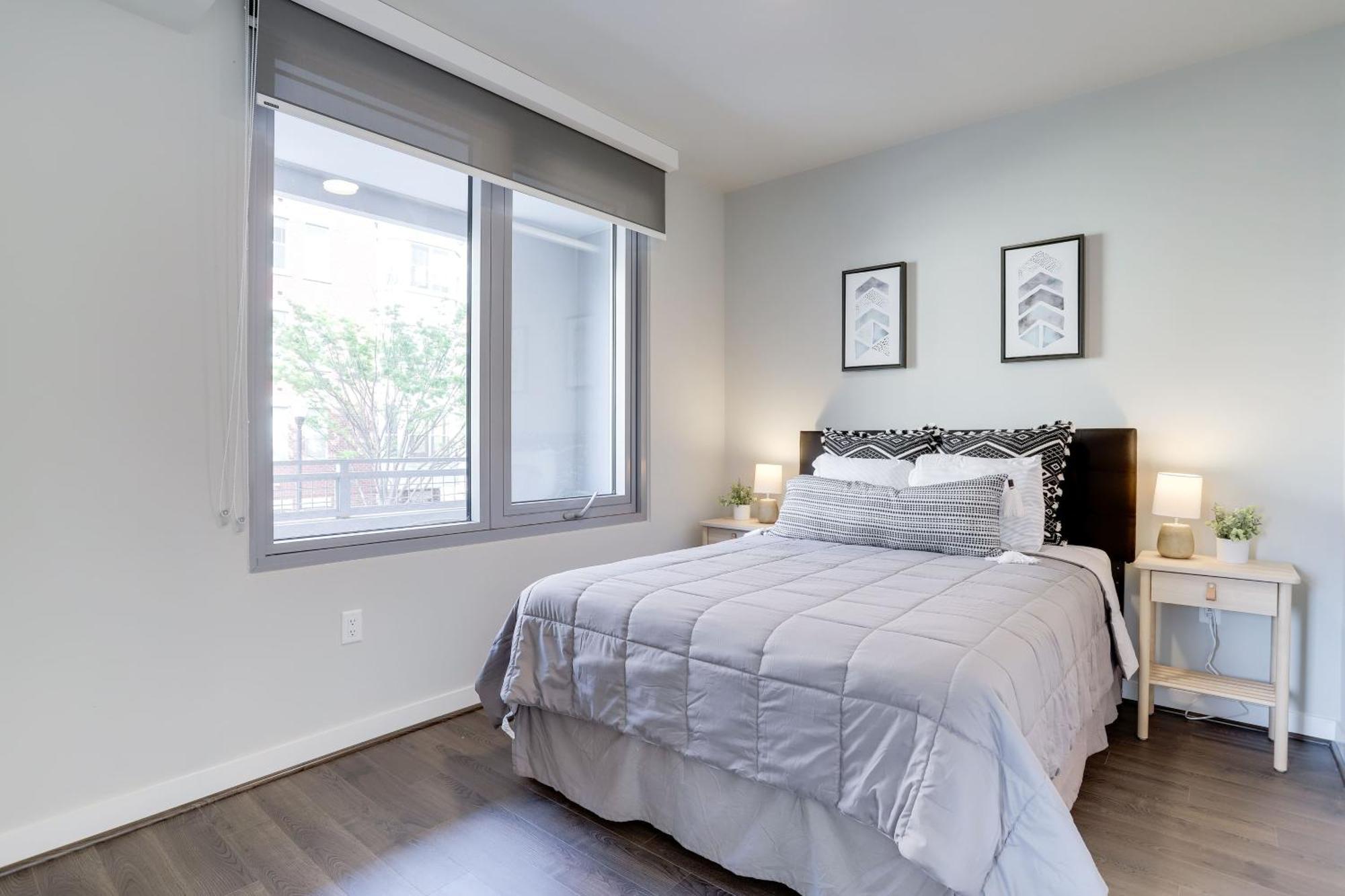 Stylish Condo At Clarendon With Rooftop Views アーリントン エクステリア 写真