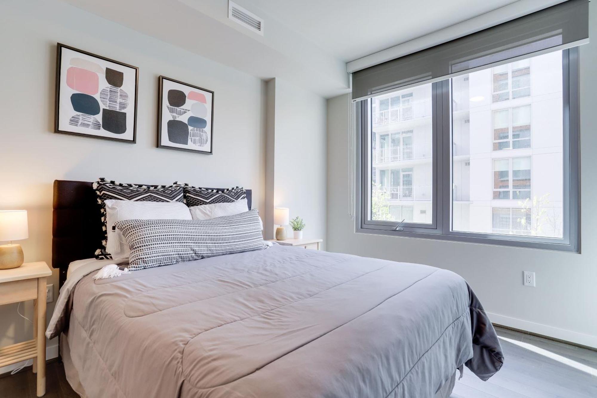 Stylish Condo At Clarendon With Rooftop Views アーリントン エクステリア 写真